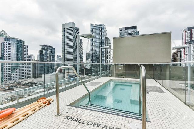 Lph14 - 21 Nelson St, Condo with 1 bedrooms, 2 bathrooms and 2 parking in Toronto ON | Image 17