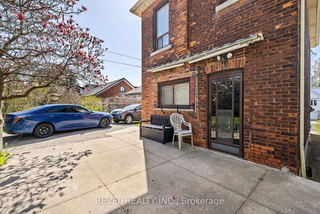 538 Hughson St N, House detached with 3 bedrooms, 2 bathrooms and 5 parking in Hamilton ON | Image 19