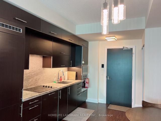 2311 - 2 Anndale Dr, Condo with 2 bedrooms, 2 bathrooms and 2 parking in Toronto ON | Image 2
