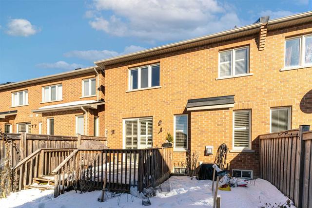 146 Shirrick Dr, House attached with 3 bedrooms, 3 bathrooms and 3 parking in Richmond Hill ON | Image 33