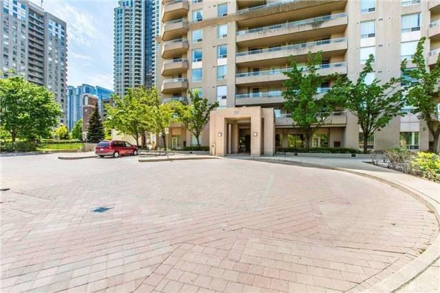 808 - 35 Empress Ave, Condo with 2 bedrooms, 2 bathrooms and 1 parking in Toronto ON | Image 4