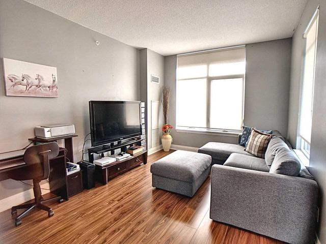 403 - 24 Woodstream Blvd, Condo with 2 bedrooms, 2 bathrooms and 1 parking in Vaughan ON | Image 5