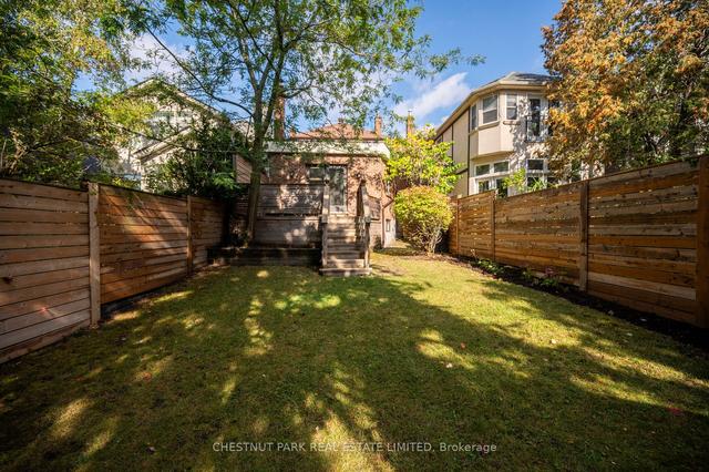 409 Castlefield Ave, House detached with 3 bedrooms, 3 bathrooms and 2 parking in Toronto ON | Image 24