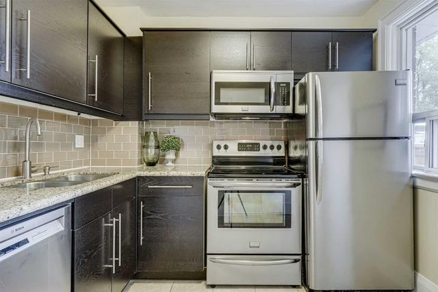 41 Sixteenth St, House detached with 3 bedrooms, 2 bathrooms and 1 parking in Toronto ON | Image 32