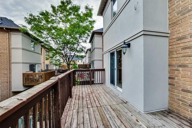 unit 1 - 21 West Deane Park Dr, Townhouse with 3 bedrooms, 3 bathrooms and 2 parking in Toronto ON | Image 7