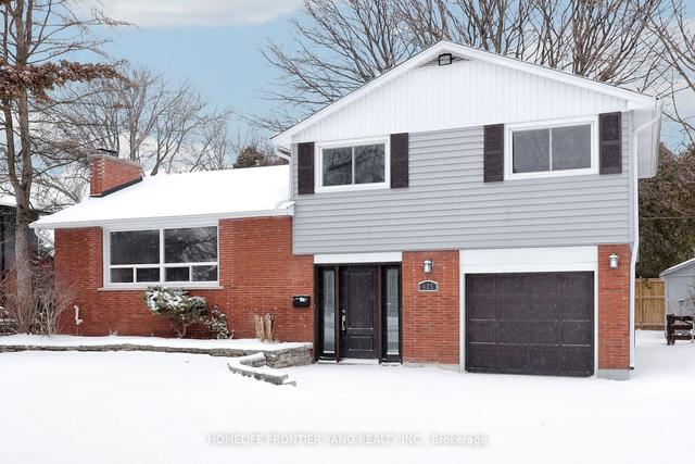 425 Walker's Line, House detached with 3 bedrooms, 3 bathrooms and 5 parking in Burlington ON | Image 12