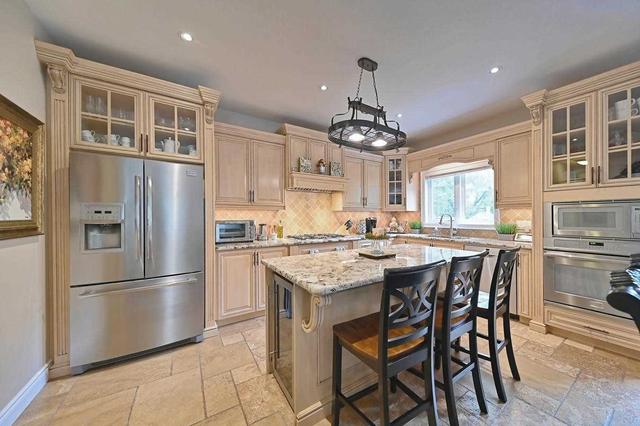 806 Old York Rd, House detached with 4 bedrooms, 4 bathrooms and 10 parking in Burlington ON | Image 6