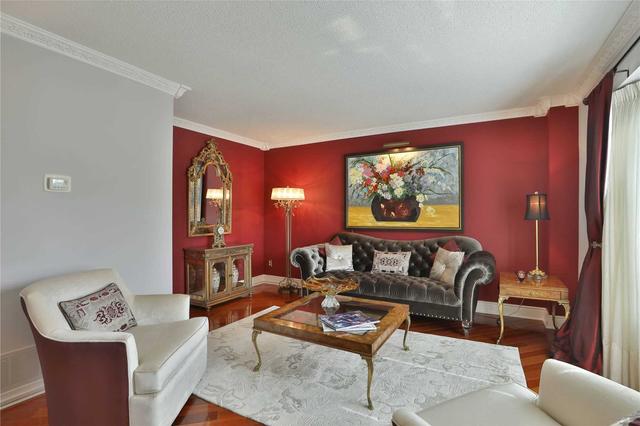 2023 Lady Di Crt, House detached with 4 bedrooms, 4 bathrooms and 6 parking in Mississauga ON | Image 33