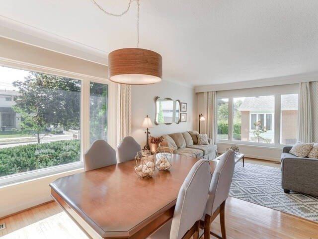 30 Millburn Dr, House detached with 4 bedrooms, 3 bathrooms and 5 parking in Toronto ON | Image 38