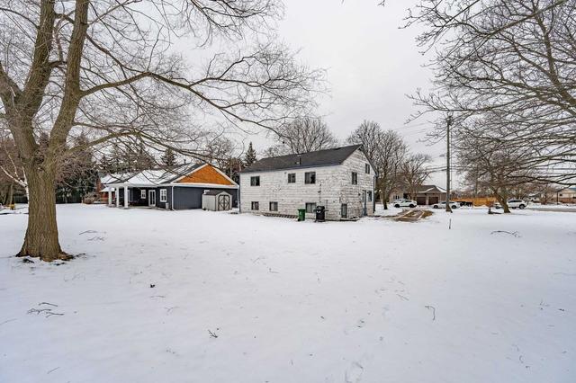 346 Main St N, House detached with 4 bedrooms, 1 bathrooms and 6 parking in Hamilton ON | Image 9
