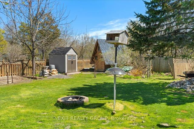 22 Wickens St, House detached with 3 bedrooms, 3 bathrooms and 8 parking in Quinte West ON | Image 14