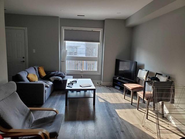 1003 Bathurst St, House semidetached with 6 bedrooms, 4 bathrooms and null parking in Toronto ON | Image 13