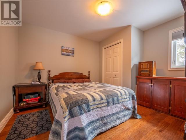 10 Chrisara Place, House detached with 8 bedrooms, 3 bathrooms and null parking in Portugal Cove St. Philip's NL | Image 44