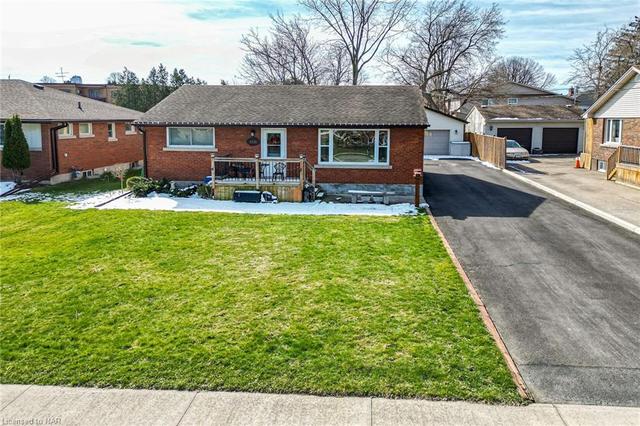 6136 Sidney Street, House detached with 4 bedrooms, 2 bathrooms and 8 parking in Niagara Falls ON | Image 23