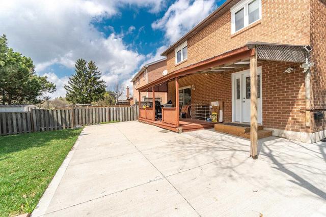 52 Nuttall St, House detached with 3 bedrooms, 3 bathrooms and 4 parking in Brampton ON | Image 32