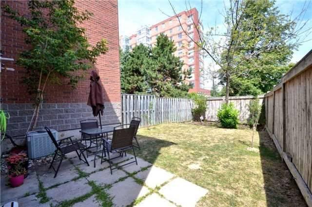 01 - 120 Railroad St, House attached with 3 bedrooms, 2 bathrooms and 1 parking in Brampton ON | Image 17
