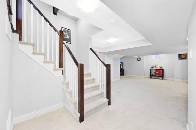 19 Honeyview Tr, House semidetached with 3 bedrooms, 4 bathrooms and 3 parking in Brampton ON | Image 13