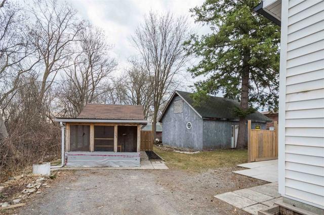 71 Water St, House detached with 2 bedrooms, 1 bathrooms and 2 parking in Quinte West ON | Image 7