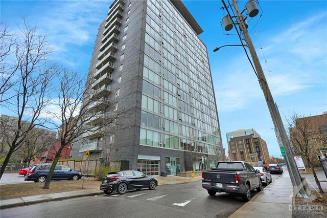 204 - 300 Lisgar Street, Condo with 2 bedrooms, 2 bathrooms and 1 parking in Ottawa ON | Image 2