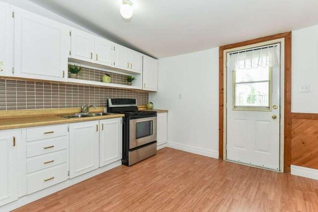 148 Florence St, House detached with 2 bedrooms, 1 bathrooms and 1 parking in Hamilton ON | Image 14