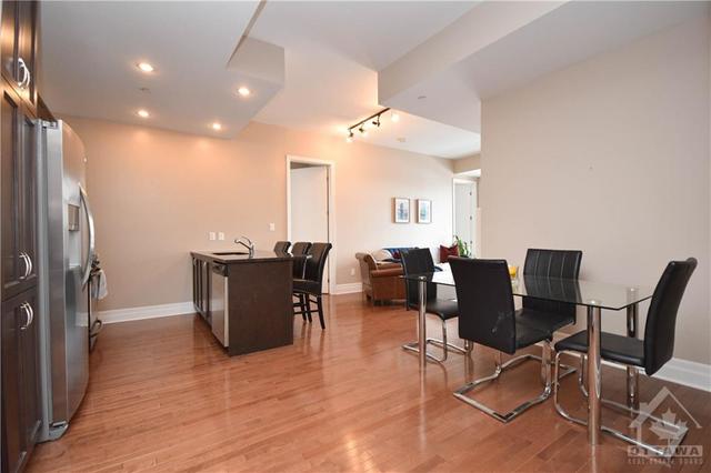 305 - 950 Marguerite Avenue, Condo with 2 bedrooms, 2 bathrooms and 1 parking in Ottawa ON | Image 4