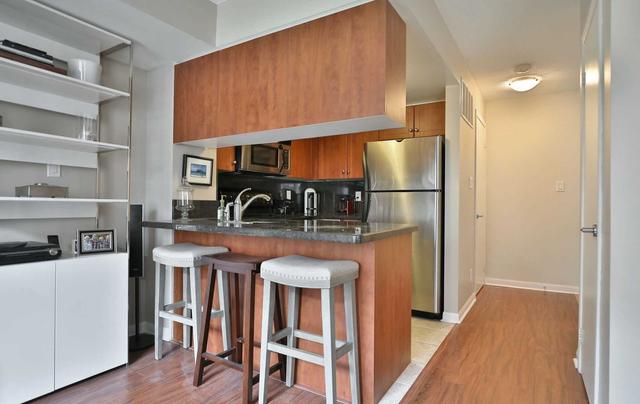 th 1011 - 18 Laidlaw St, Townhouse with 2 bedrooms, 2 bathrooms and 1 parking in Toronto ON | Image 19