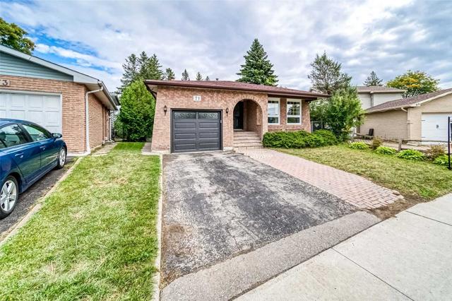 71 Ardgowan Cres, House detached with 4 bedrooms, 3 bathrooms and 2 parking in Toronto ON | Image 12