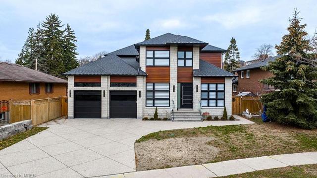 246 Edenbridge Drive, House detached with 3 bedrooms, 3 bathrooms and 5 parking in Toronto ON | Card Image