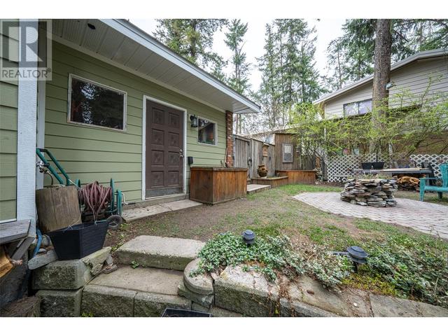 2760 25th Avenue Ne, House detached with 4 bedrooms, 3 bathrooms and 5 parking in Salmon Arm BC | Image 10