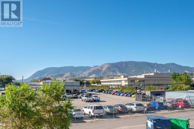 101 - 922 Dynes Avenue, Condo with 2 bedrooms, 1 bathrooms and 1 parking in Penticton BC | Image 20