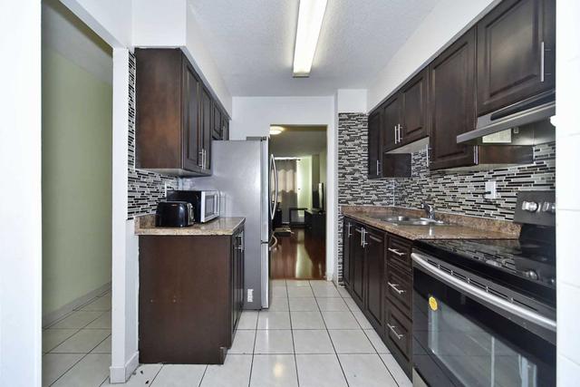1205 - 45 Sunrise Ave, Condo with 3 bedrooms, 2 bathrooms and 2 parking in Toronto ON | Image 3