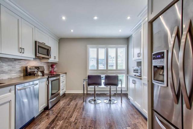399 Woburn Ave, Townhouse with 3 bedrooms, 3 bathrooms and 1 parking in Toronto ON | Image 11