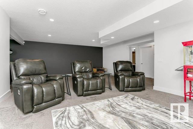 2732 202 St Nw, House detached with 3 bedrooms, 3 bathrooms and 4 parking in Edmonton AB | Image 56