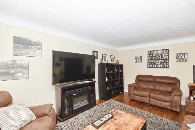 12 Ferndale Ave, House detached with 2 bedrooms, 1 bathrooms and 4 parking in St. Catharines ON | Image 29