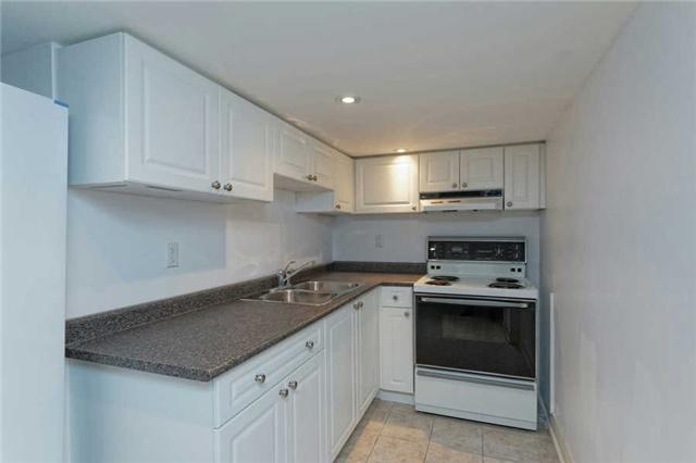 41 Resolution Cres, House detached with 4 bedrooms, 3 bathrooms and 5 parking in Toronto ON | Image 13