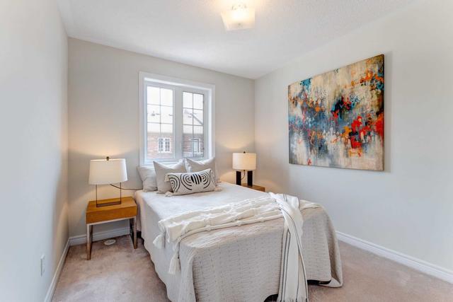 35 Philpott Gdns, Townhouse with 3 bedrooms, 3 bathrooms and 1 parking in Toronto ON | Image 13