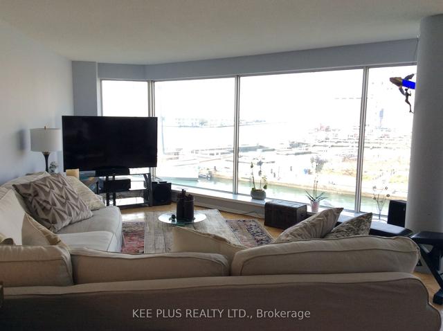 402 - 401 Queens Quay W, Condo with 1 bedrooms, 2 bathrooms and 1 parking in Toronto ON | Image 20