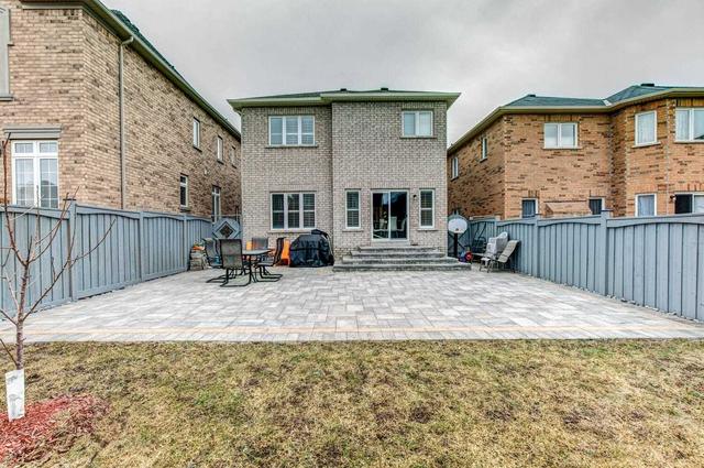 36 Lauderdale Dr, House detached with 4 bedrooms, 3 bathrooms and 4 parking in Vaughan ON | Image 35