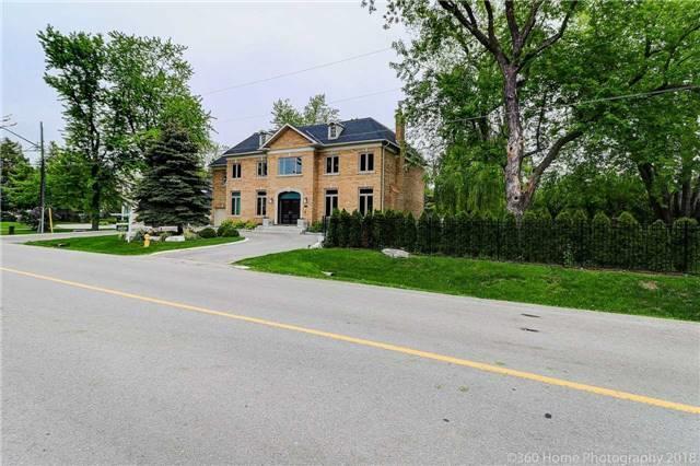 77 Charles St, House detached with 5 bedrooms, 5 bathrooms and 6 parking in Vaughan ON | Image 2