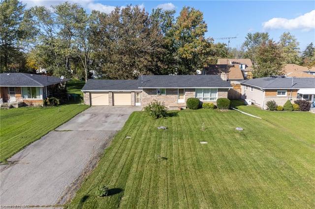 3578 Hendershot Drive, House detached with 3 bedrooms, 1 bathrooms and 8 parking in Fort Erie ON | Image 21
