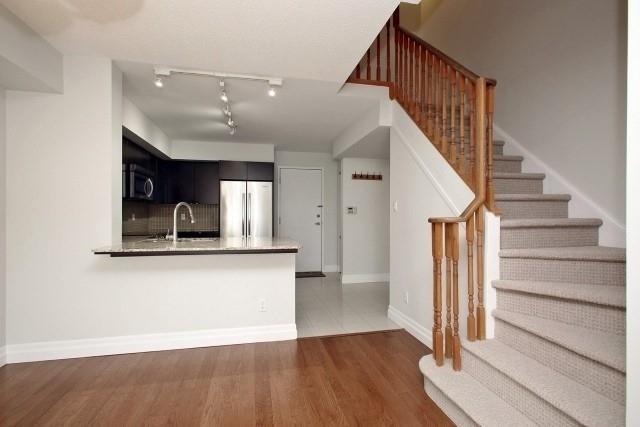 315 Grandview Way, Townhouse with 2 bedrooms, 2 bathrooms and 2 parking in Toronto ON | Image 36
