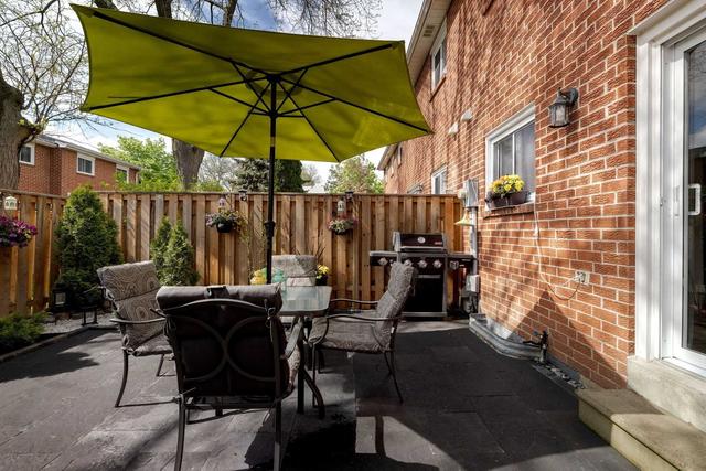 39 Norris Way, Townhouse with 3 bedrooms, 2 bathrooms and 2 parking in Markham ON | Image 8