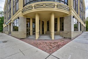 401 - 205 Lakeshore Rd W, Condo with 2 bedrooms, 2 bathrooms and 1 parking in Oakville ON | Image 12