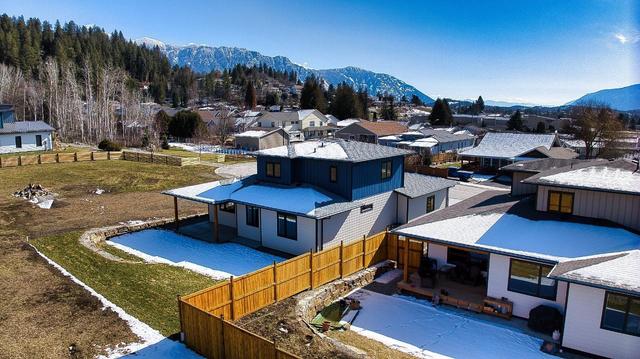 1728 Murdoch Street, House detached with 4 bedrooms, 3 bathrooms and null parking in Creston BC | Image 22