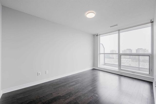 1004 - 2885 Bayview Ave, Condo with 1 bedrooms, 1 bathrooms and 1 parking in Toronto ON | Image 11