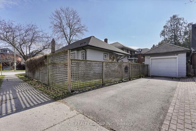 263 Ridout St S, House detached with 3 bedrooms, 2 bathrooms and 3 parking in London ON | Image 33