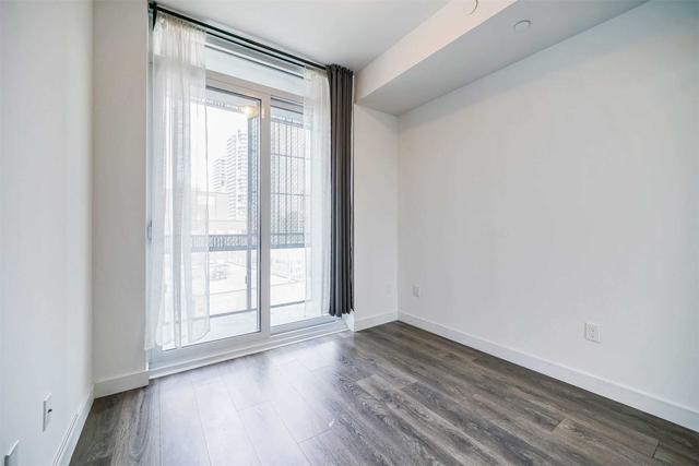 908 - 8 Eglinton Ave, Condo with 2 bedrooms, 2 bathrooms and 0 parking in Toronto ON | Image 10