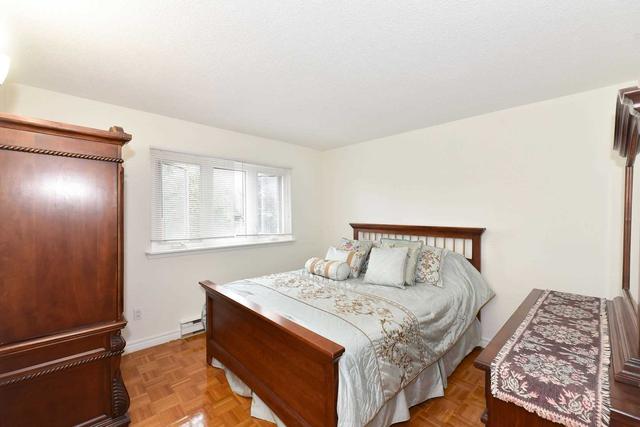 167 - 1055 Dundas St E, Townhouse with 3 bedrooms, 1 bathrooms and 1 parking in Mississauga ON | Image 26