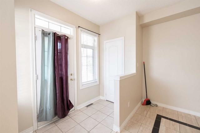 main - 141 Santa Maria Tr, House detached with 3 bedrooms, 4 bathrooms and 3 parking in Vaughan ON | Image 21