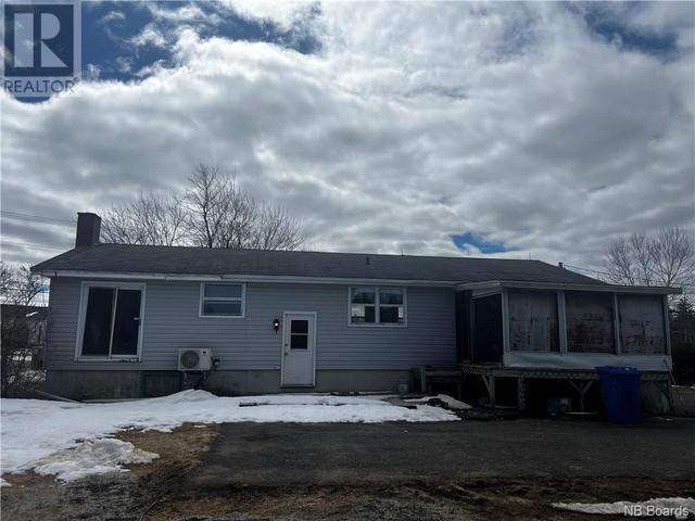 4234 Robinson Rue, House detached with 5 bedrooms, 3 bathrooms and null parking in Tracadie NB | Image 6